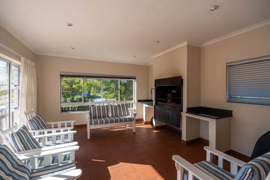 6 Bedroom Property for Sale in West Bank Eastern Cape